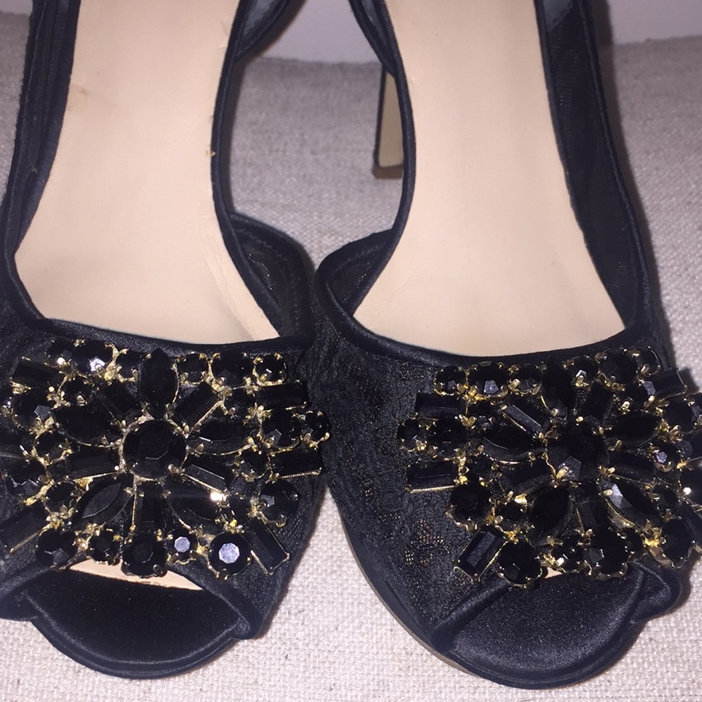 Shoes - Picture 5 of 5